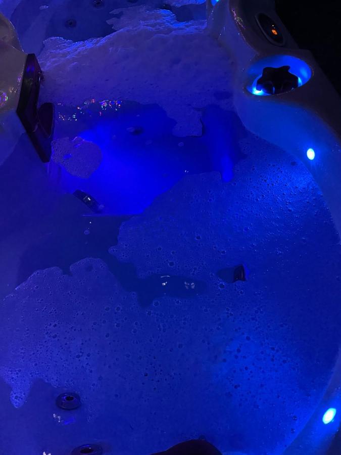Gamrie Bankhead Accommodation With Hot Tub Aberdeenshire מראה חיצוני תמונה