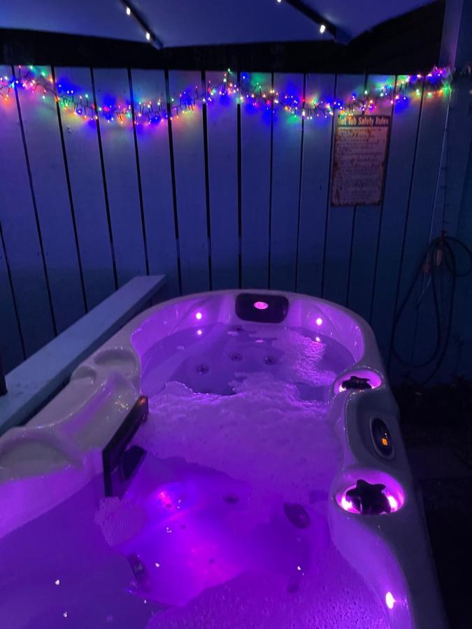 Gamrie Bankhead Accommodation With Hot Tub Aberdeenshire מראה חיצוני תמונה