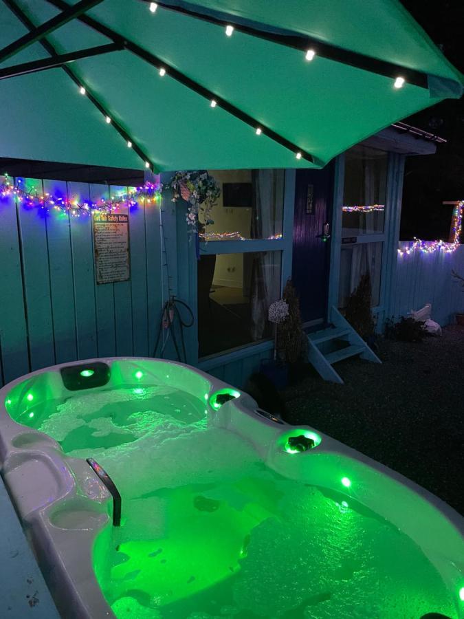 Gamrie Bankhead Accommodation With Hot Tub Aberdeenshire מראה חיצוני תמונה