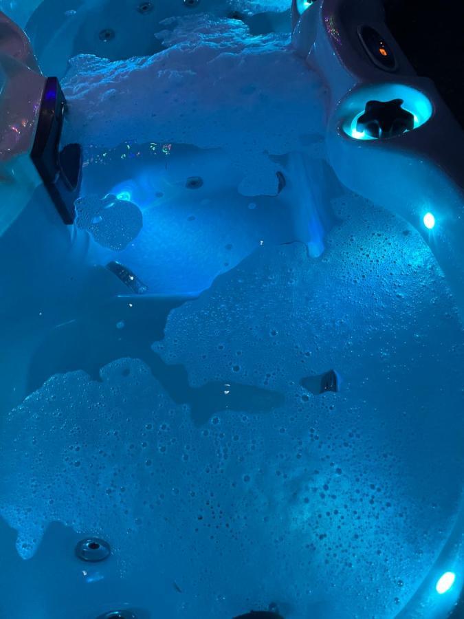 Gamrie Bankhead Accommodation With Hot Tub Aberdeenshire מראה חיצוני תמונה