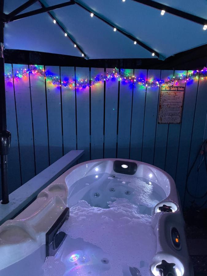 Gamrie Bankhead Accommodation With Hot Tub Aberdeenshire מראה חיצוני תמונה