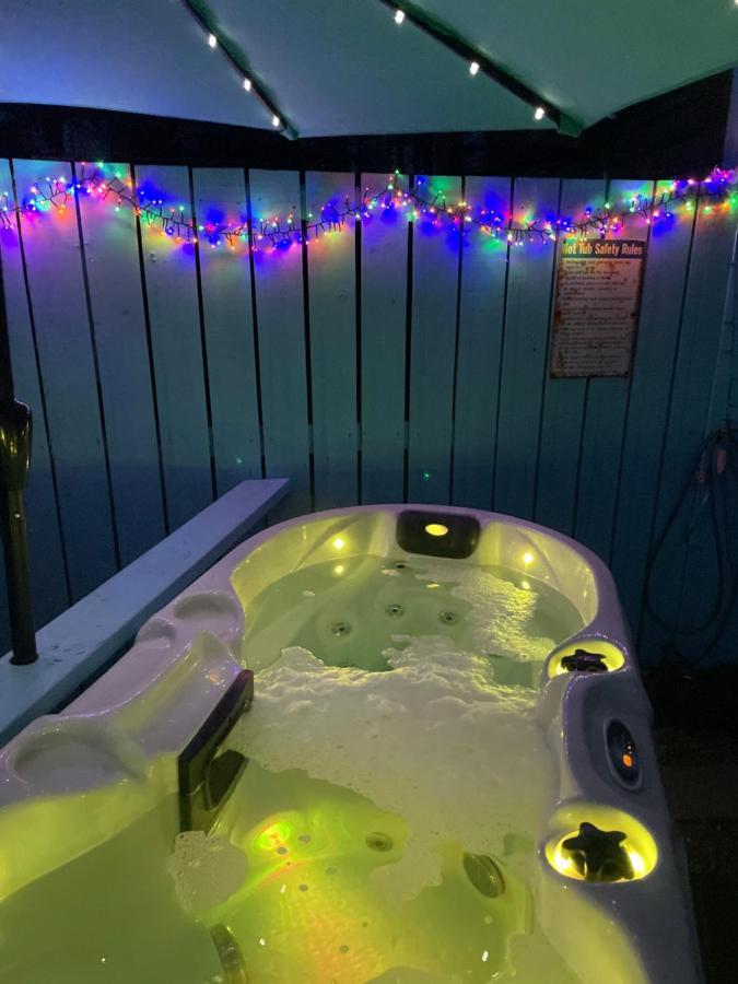 Gamrie Bankhead Accommodation With Hot Tub Aberdeenshire מראה חיצוני תמונה