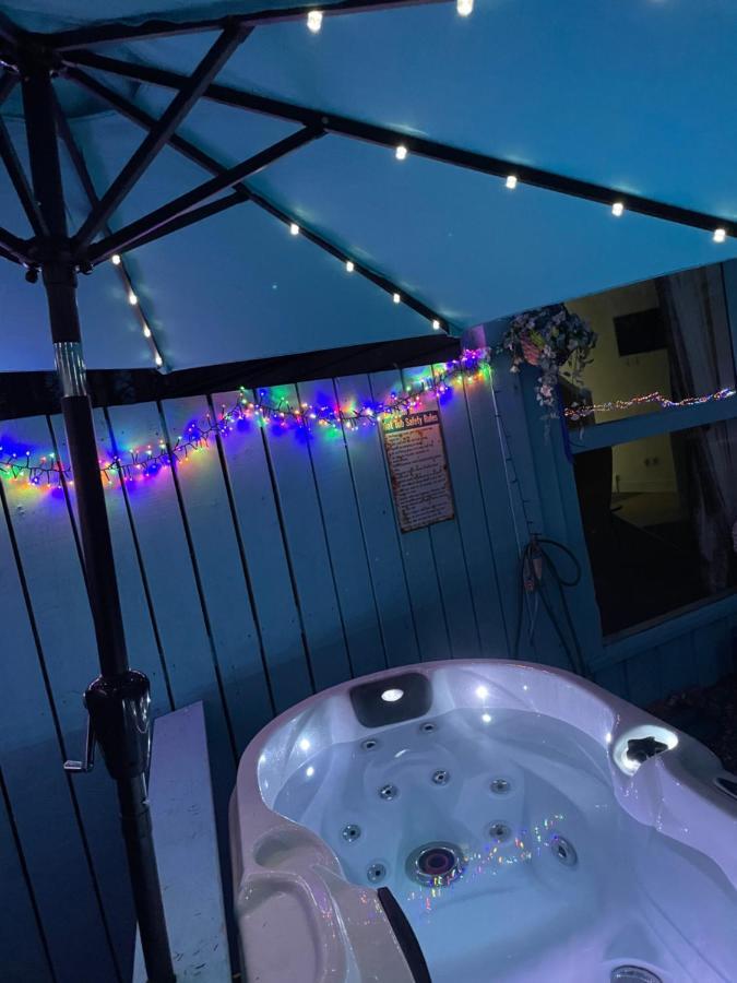 Gamrie Bankhead Accommodation With Hot Tub Aberdeenshire מראה חיצוני תמונה
